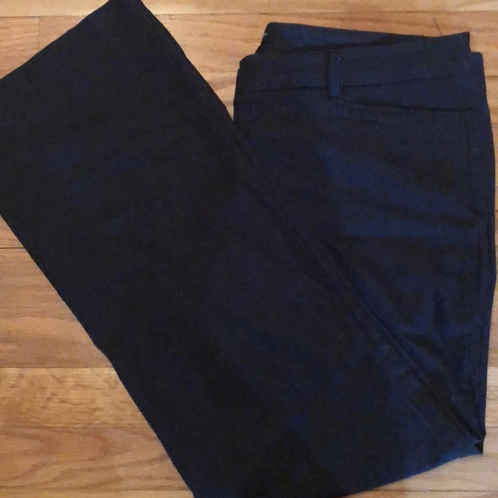 Woman’s ny&co dress pants